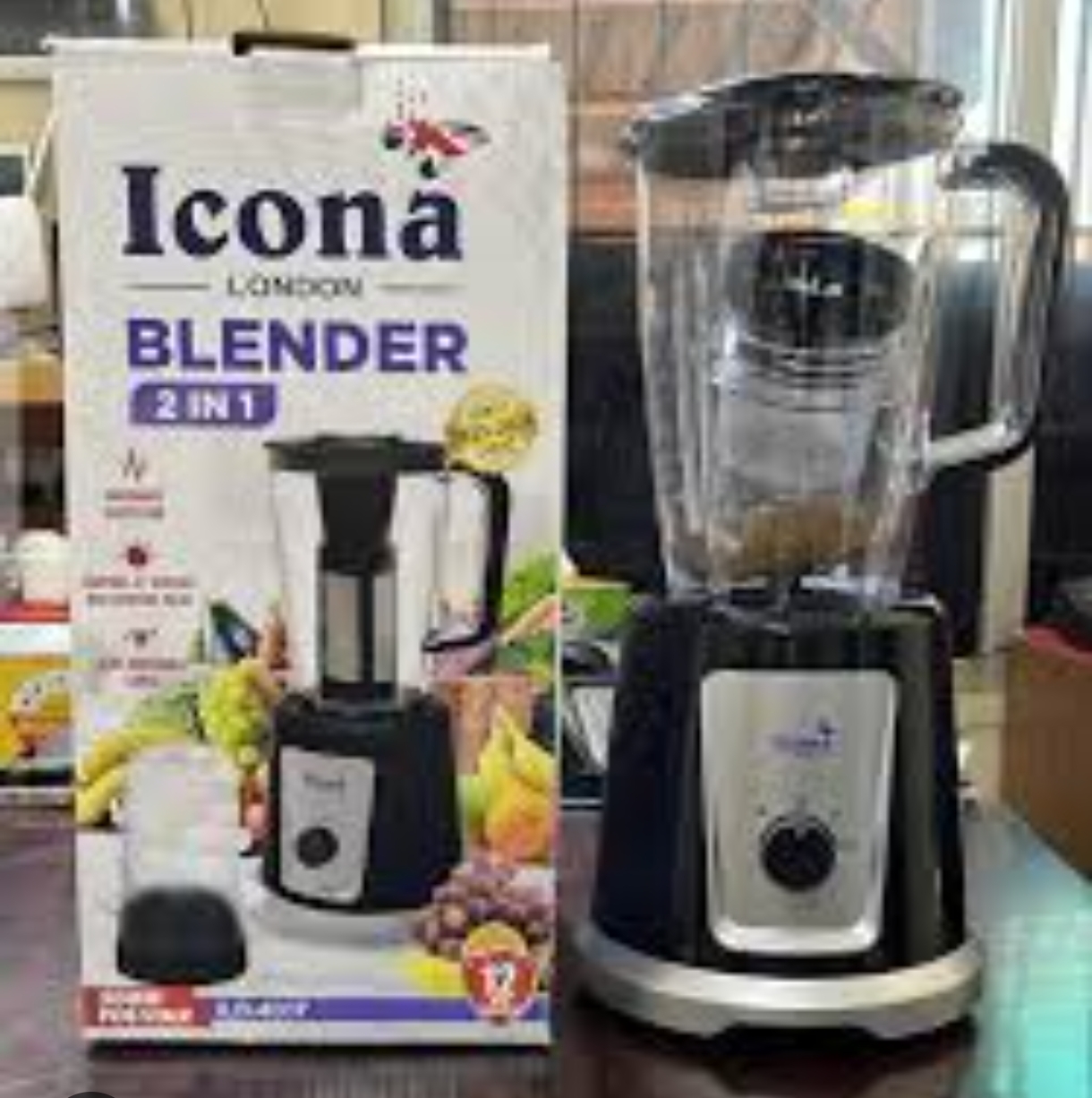 Blender à smoothies Icona 300 W – Bol de 1,5 L, moteur entièrement en cuivre avec fusible, idéal pour les smoothies, les milkshakes et les purées pour bébé – Noir et blanc
